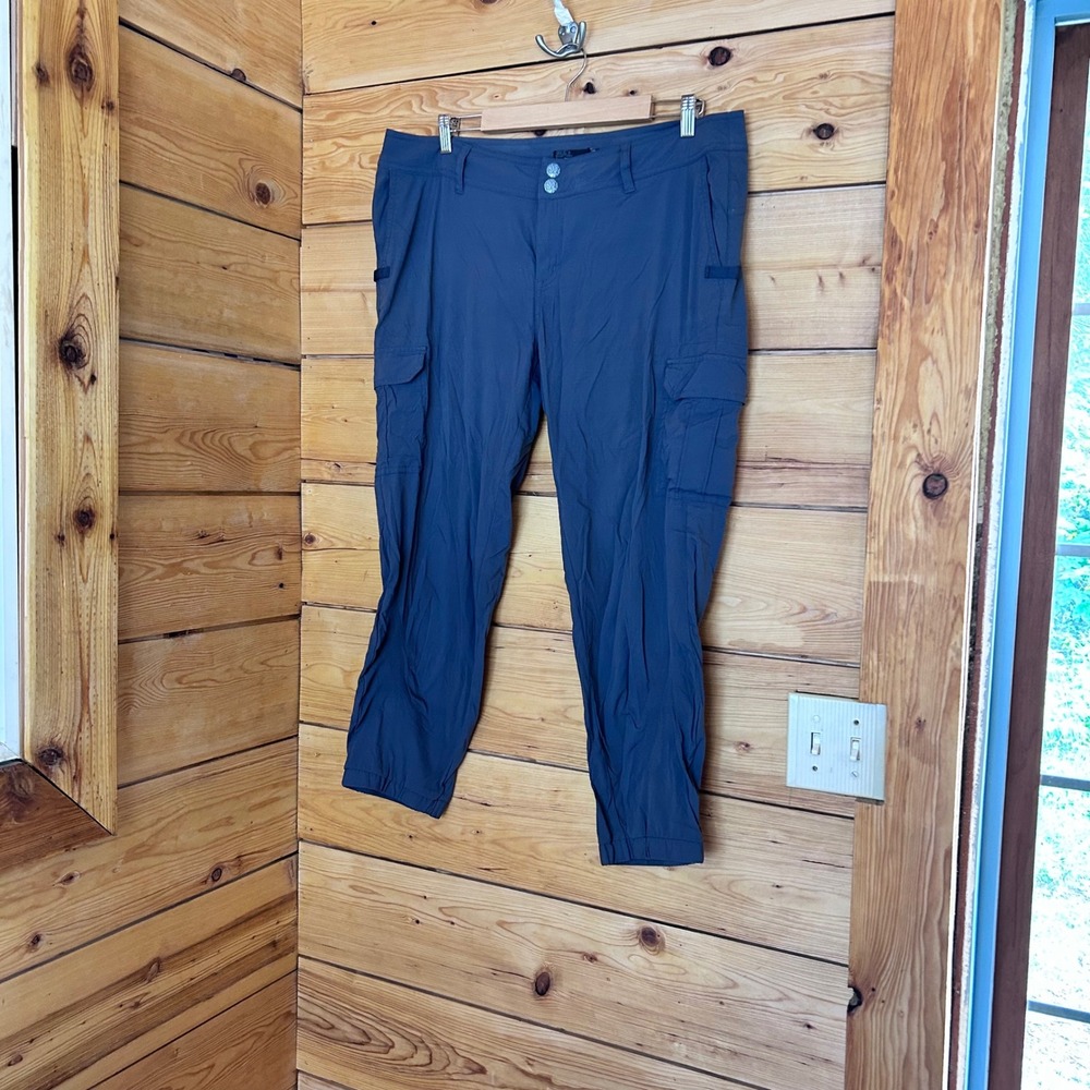 Halle Cargo Capri Pants Womens Size 14 Coal Gray Hiking Cropped Trousers prAna